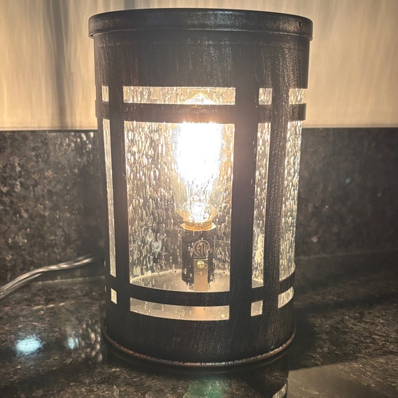 Elegant Copper Exposed Bulb Wax Melt/Table Lamp **FREE WAX MELTS WITH PURCHASE** - Picture 1 of 16